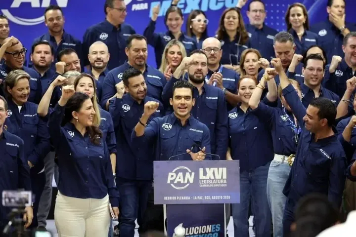 PAN definirá alianzas estado por estado tras reunión en La Paz