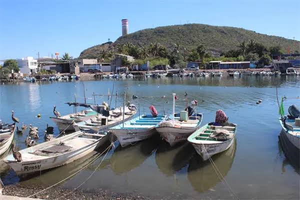 Pescadores y colectivos exigen transparencia por el conflicto en Bahía de Ohuira